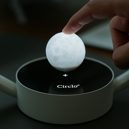 CIRCLŌ Magnetic Floating Levitating Lamp